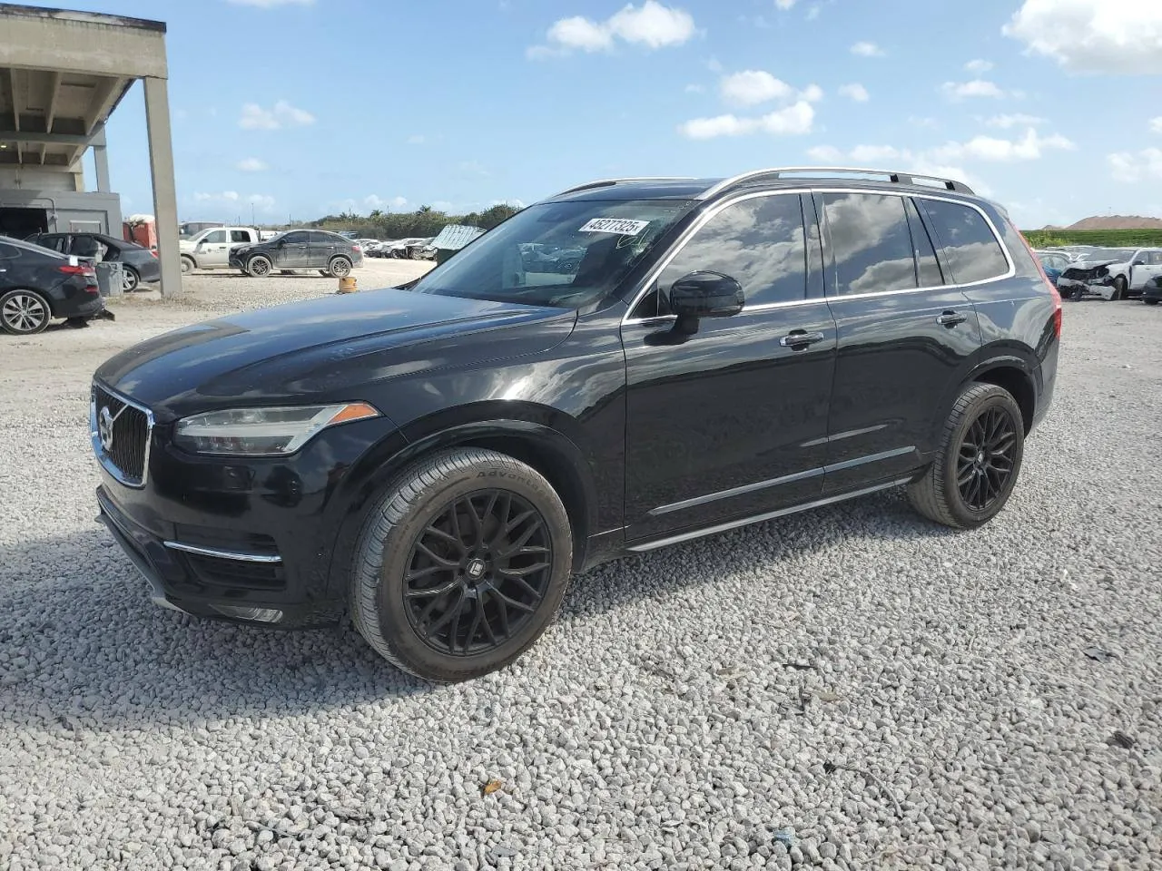 Фото VOLVO XC90 T6 – салон передні сидіння