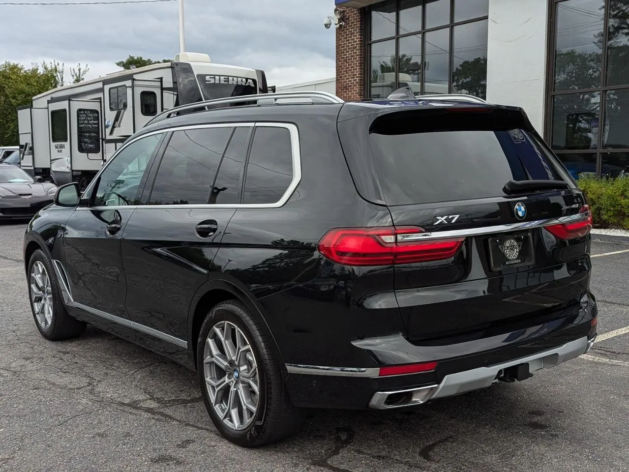 Фото BMW X7 XDRIVE 40I – зліва зпереду