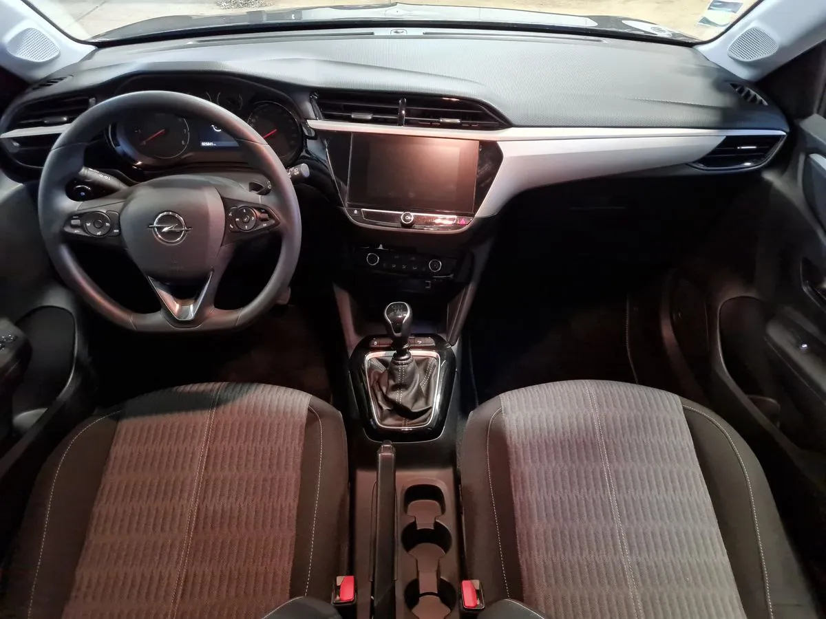 Фото Opel Corsa 1.2 Turbo Edition – зліва ззаді