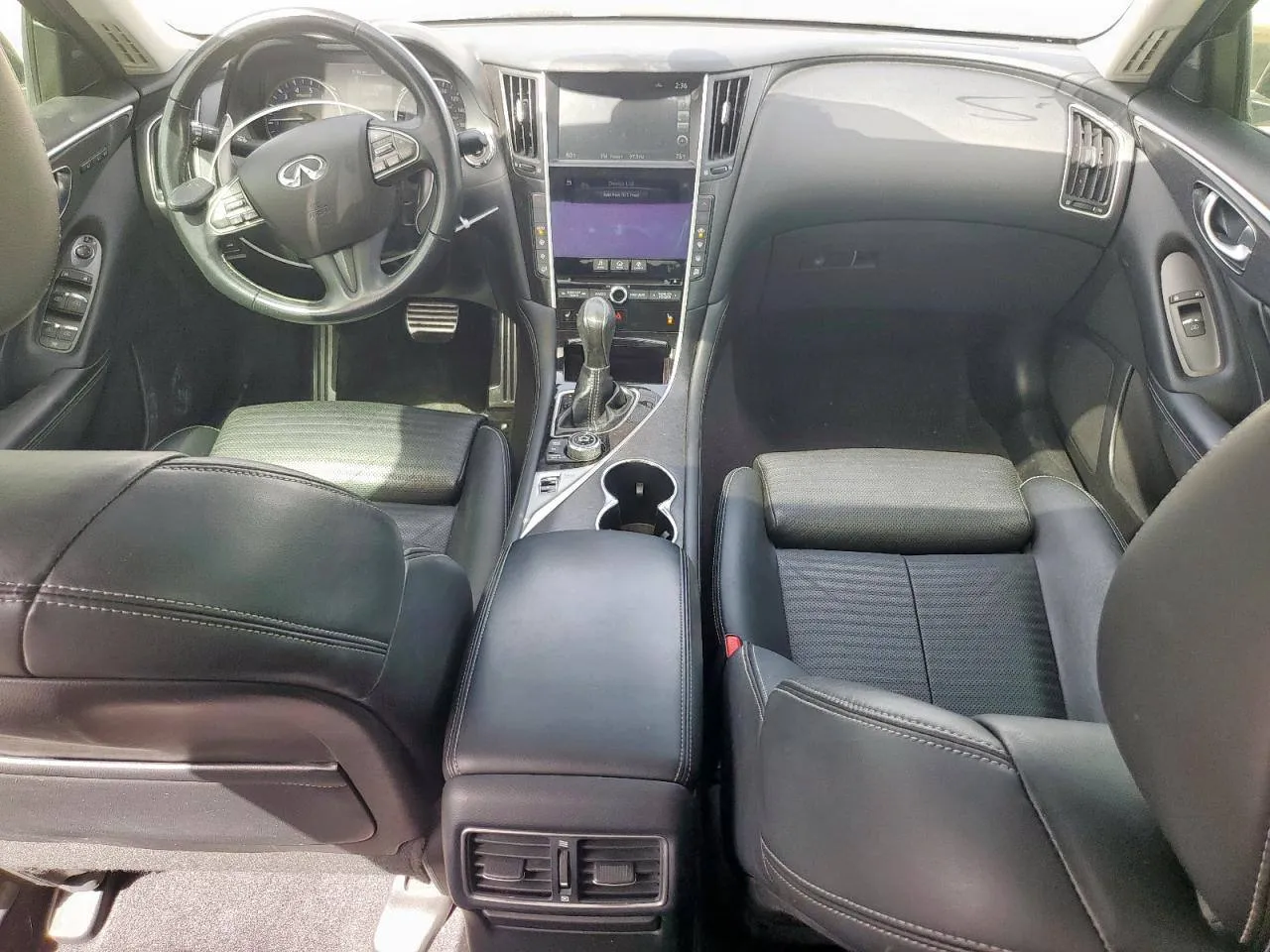 Фото Infiniti Q50 Hybrid Premium – Vin code
