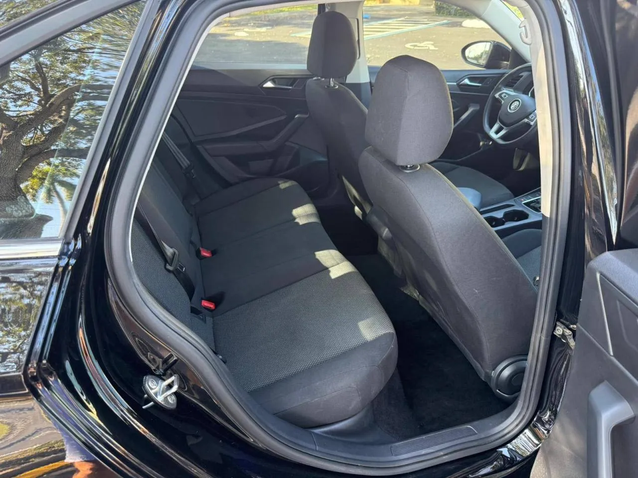 Фото VOLKSWAGEN JETTA S – панель приборів