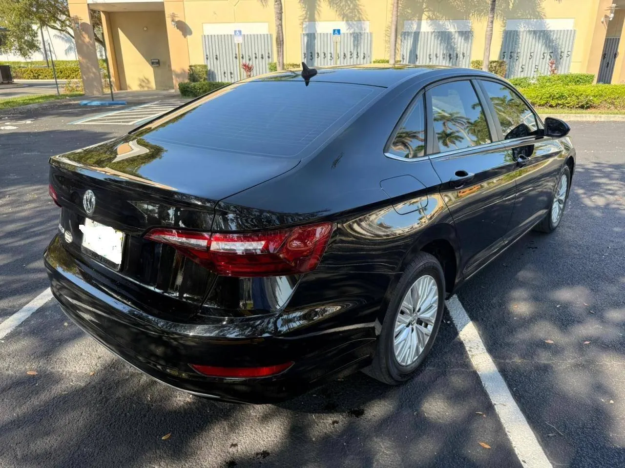 Фото VOLKSWAGEN JETTA S – зліва зпереду